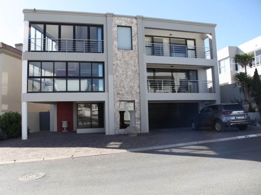 4 Bedroom Property for Sale in Calypso Beach Western Cape